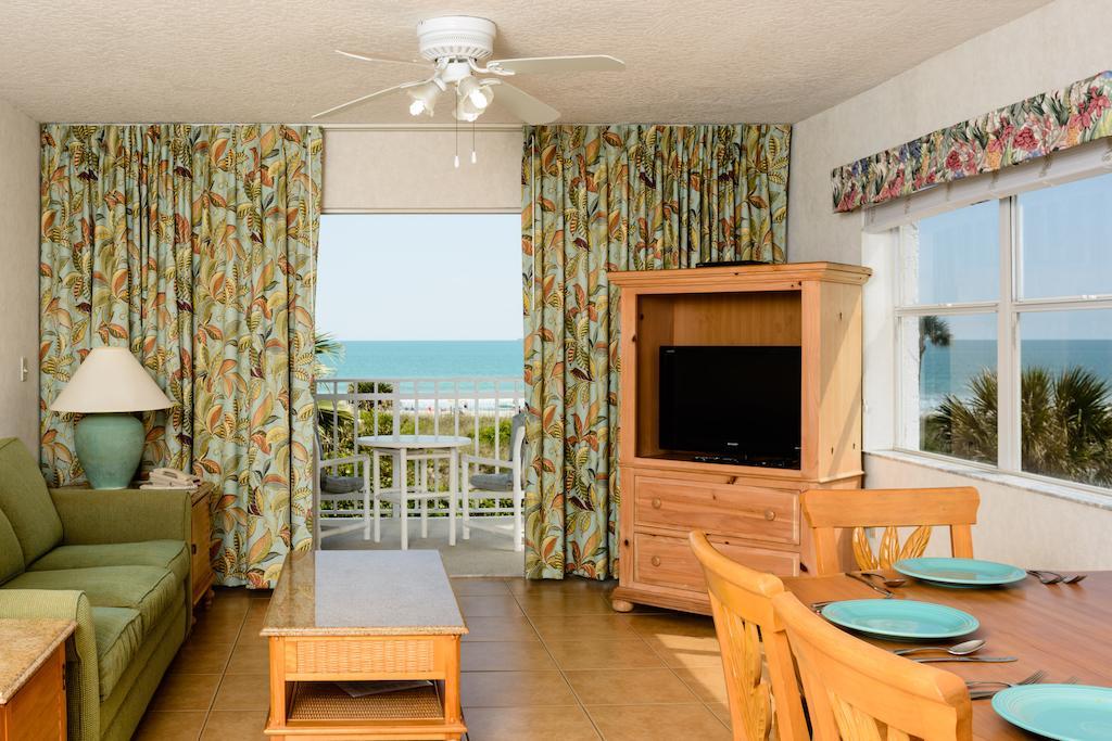 Discovery Beach Resort Какао-Бич Экстерьер фото