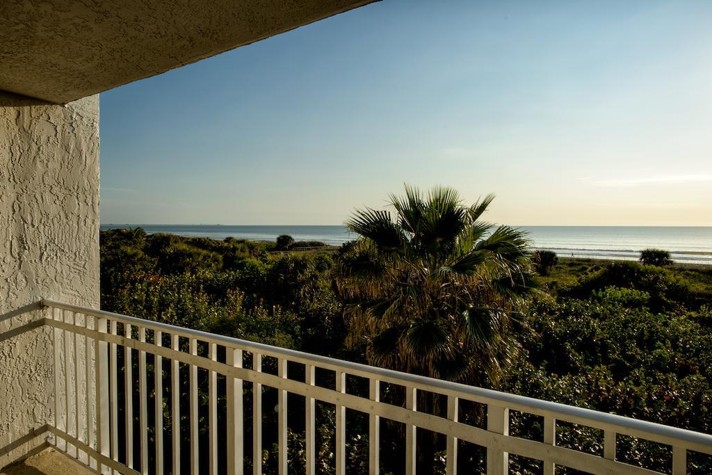 Discovery Beach Resort Какао-Бич Экстерьер фото