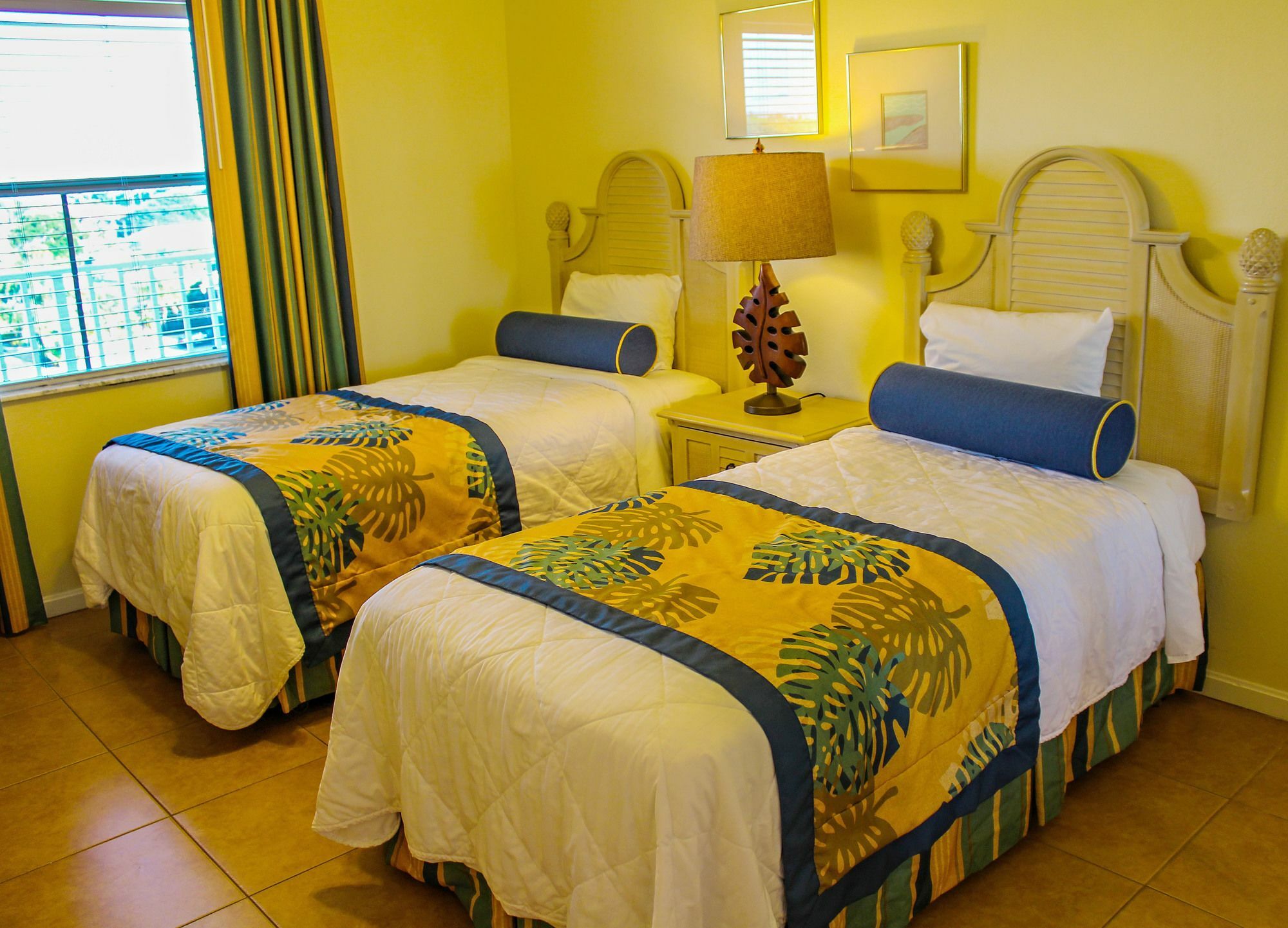 Discovery Beach Resort Какао-Бич Экстерьер фото